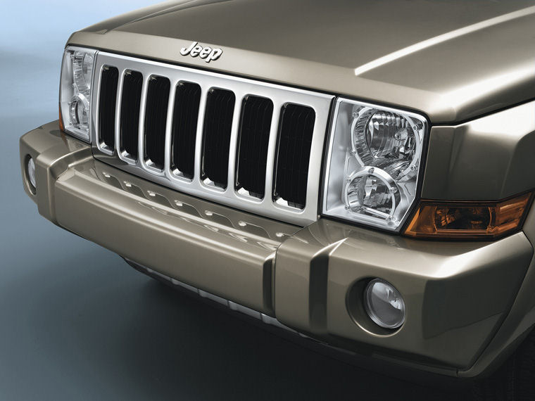 2009 Jeep Commander Limited 5.7 V8 4WD Headlight Picture / Pic / Image